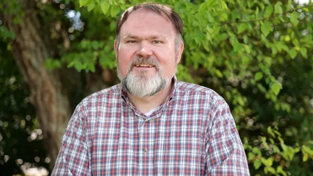 Buddy Blount LPC Therapist at Wellspring Head Shot